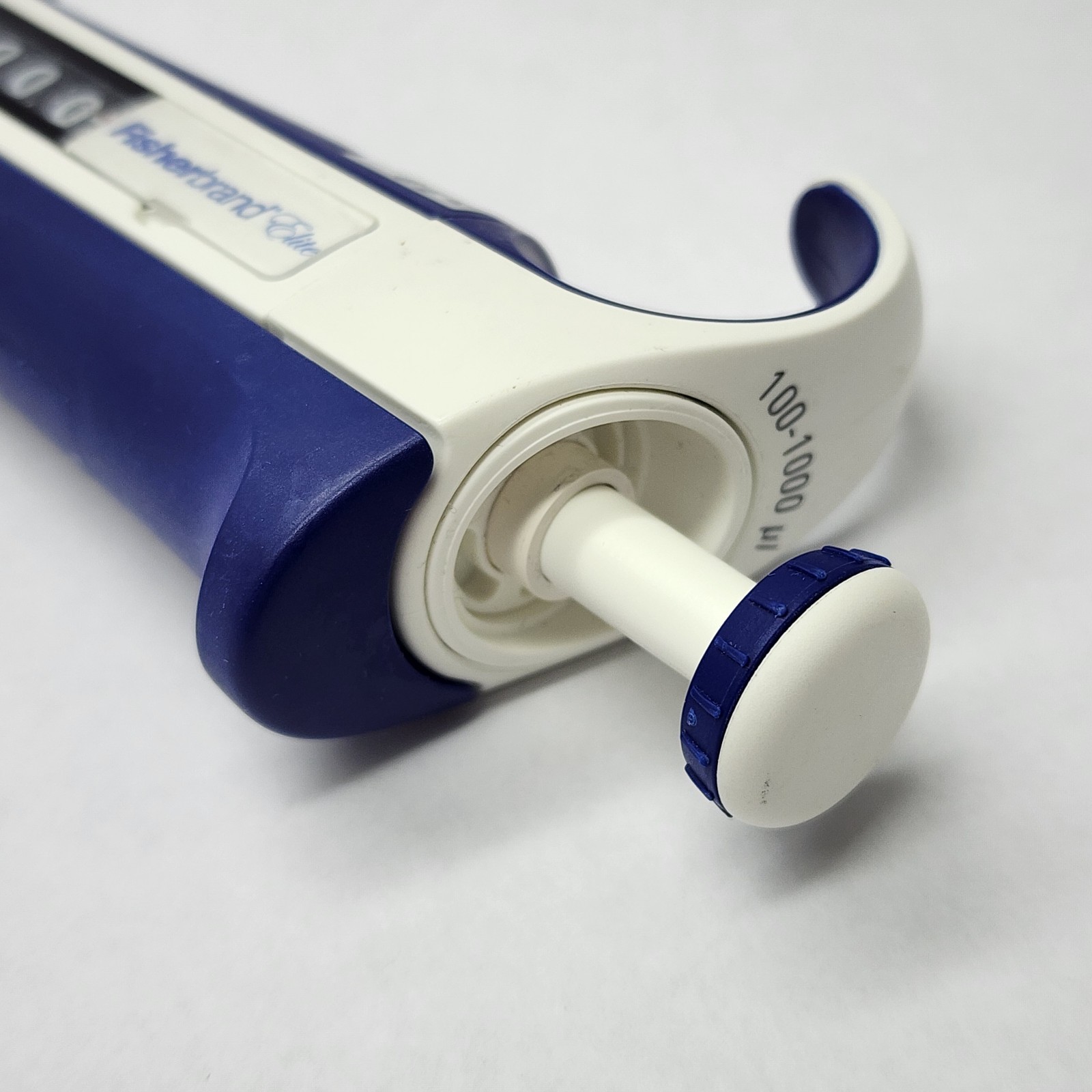 FISHERBRAND Elite 100-1000uL 1mL Adjustable Volume Manual Single Channel Pipette