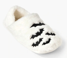 Hyde and Eek Boutique Halloween Slipper Socks White Faux Fur W/ Bats M/L 8-10