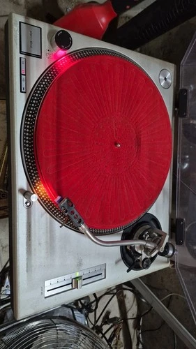 Technics turn table
