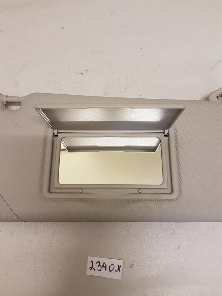 Parasol derecho para conductor Renault Clio 2015 Foto 2 de 3