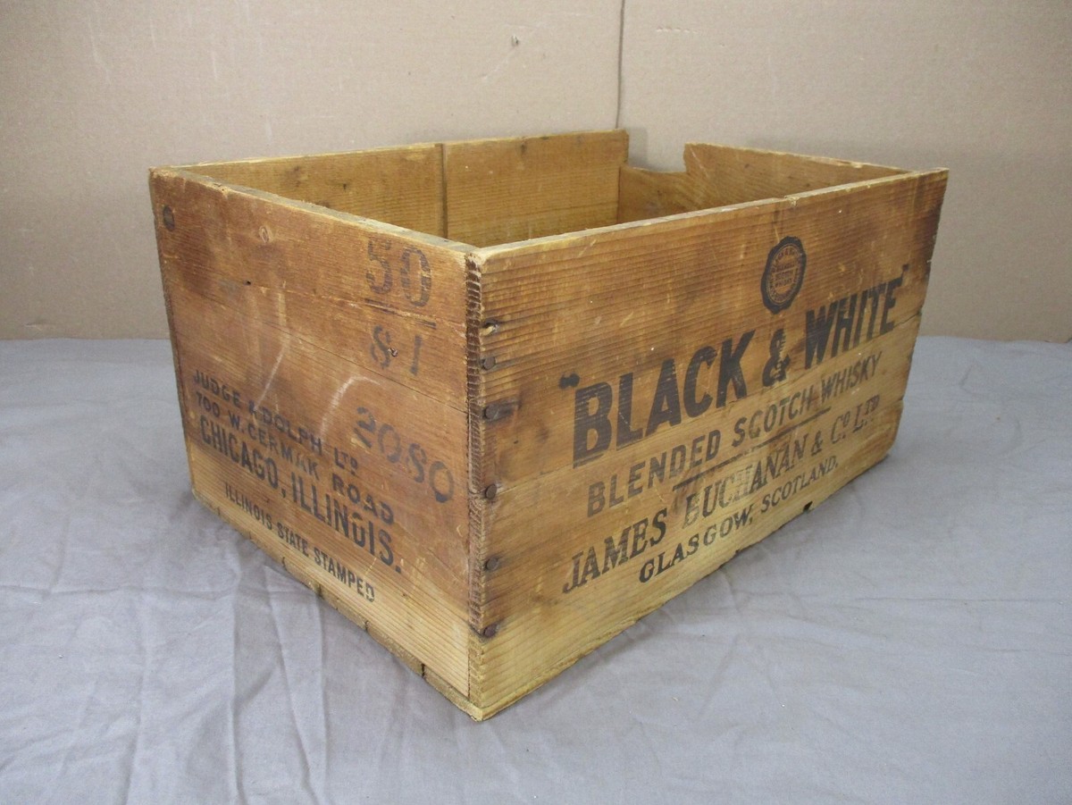 Vtg BLACK & WHITE Scotch Whisky Wood Box Shipping Crate Chicago