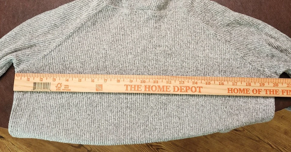 Suéter feminino tamanho G com capuz cinza macio com nervuras malha leve Kenneth Cole - Imagem 4 de 4