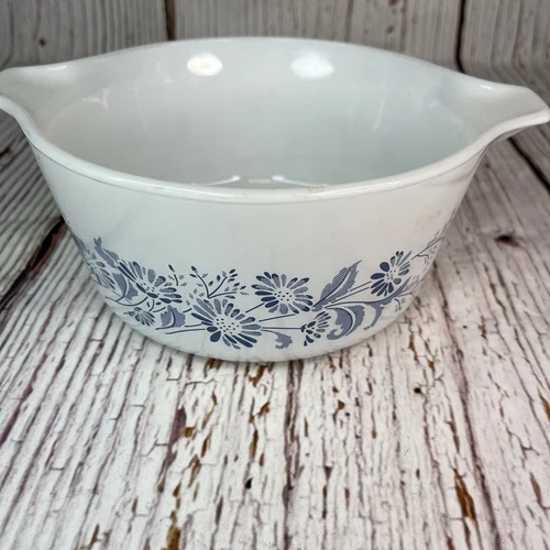 Vintage Pyrex Colonial Mist Blue White Casserole 474-B Dish No Lid