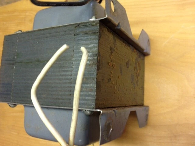 Isolation Transformer Cat No. MSA40-350, 350 VA, Primary 460 V, Sec 115 V, 60Hz - Image 3 of 4