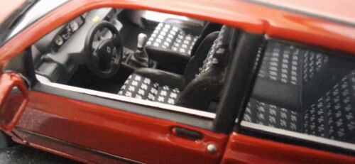 (5) Renault Clio 16 S 1990 Red 1:43 universal hobbies 2500 EXTREMELY RARE!! - Picture 7 of 14