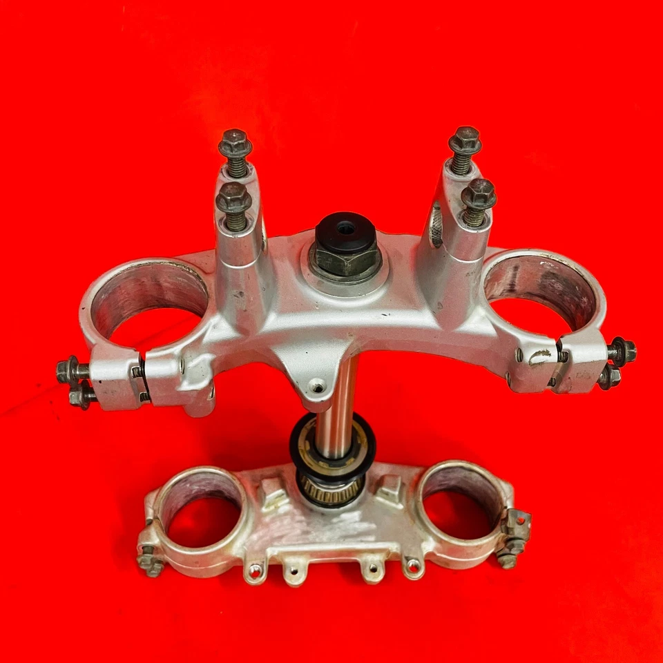 YZ250F Triple Abrazaderas Árboles Genuino OEM YAMAHA YZ WR 250 F 2003-2004 Foto 3 de 4