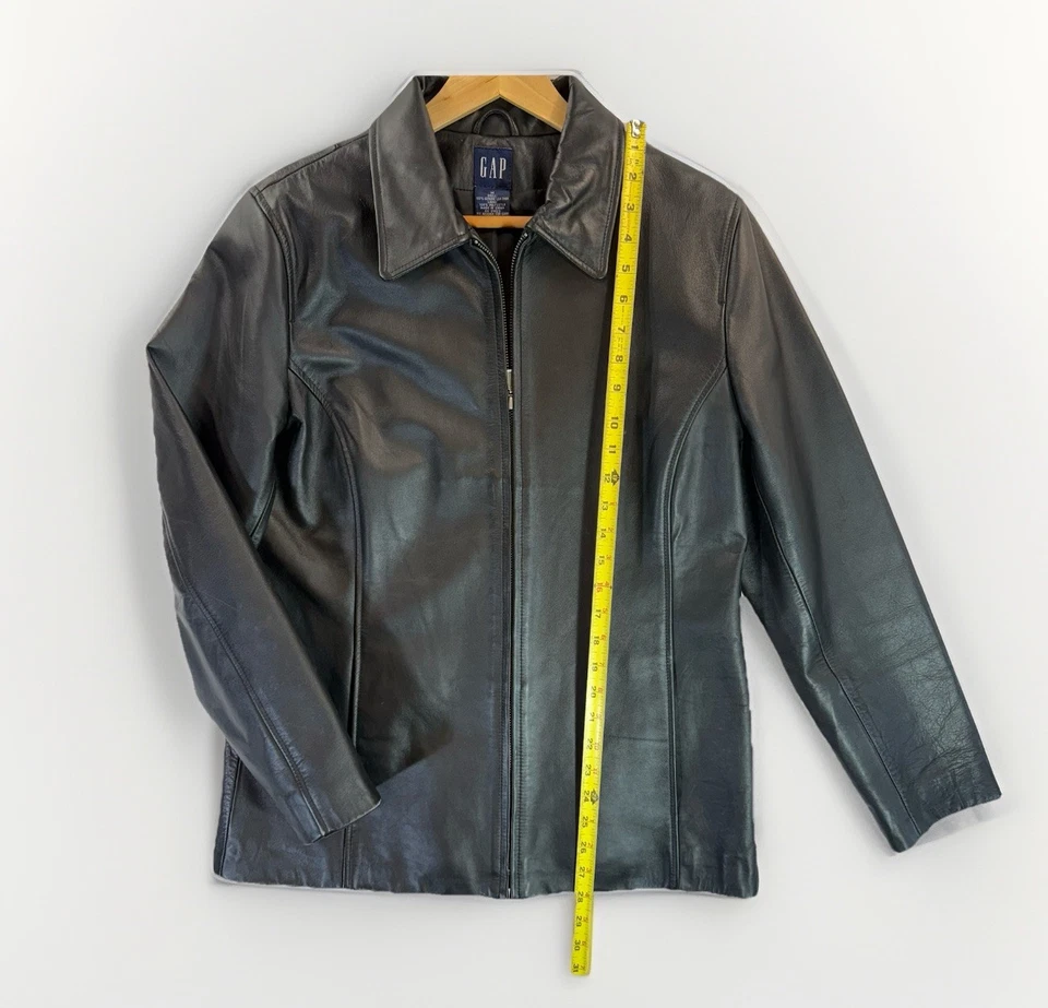 Chaqueta para mujer GAP de cuero genuino negro con cremallera completa talla M mediana - cuero suave Foto 3 de 4