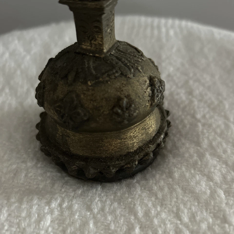 Тибетская буддийская ступа, известная как чортен - Изображение 2 из 3