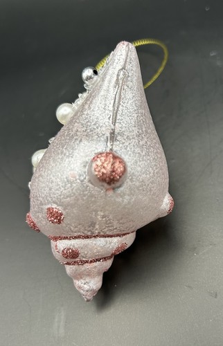 Pink Bejeweled Seashell Glitter Blown Glass Christmas Ornament Unbranded 3.5”H - Picture 7 of 11