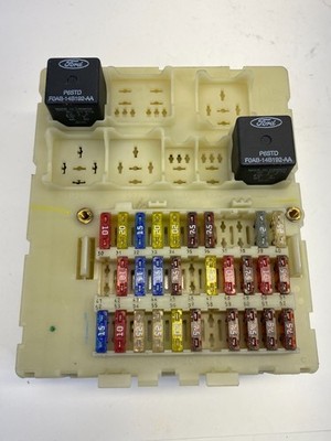 2006 20007 FORD FOCUS INTERIOR FUSE BOX JUNCTION PANEL BLOCK UNDER DASH UNIT OEM