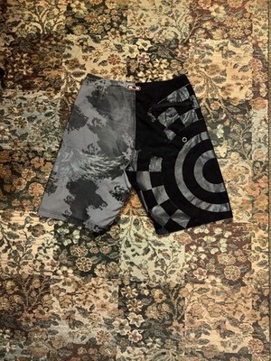 Oakley Software Division Seventy-Five Board Shorts Size 34