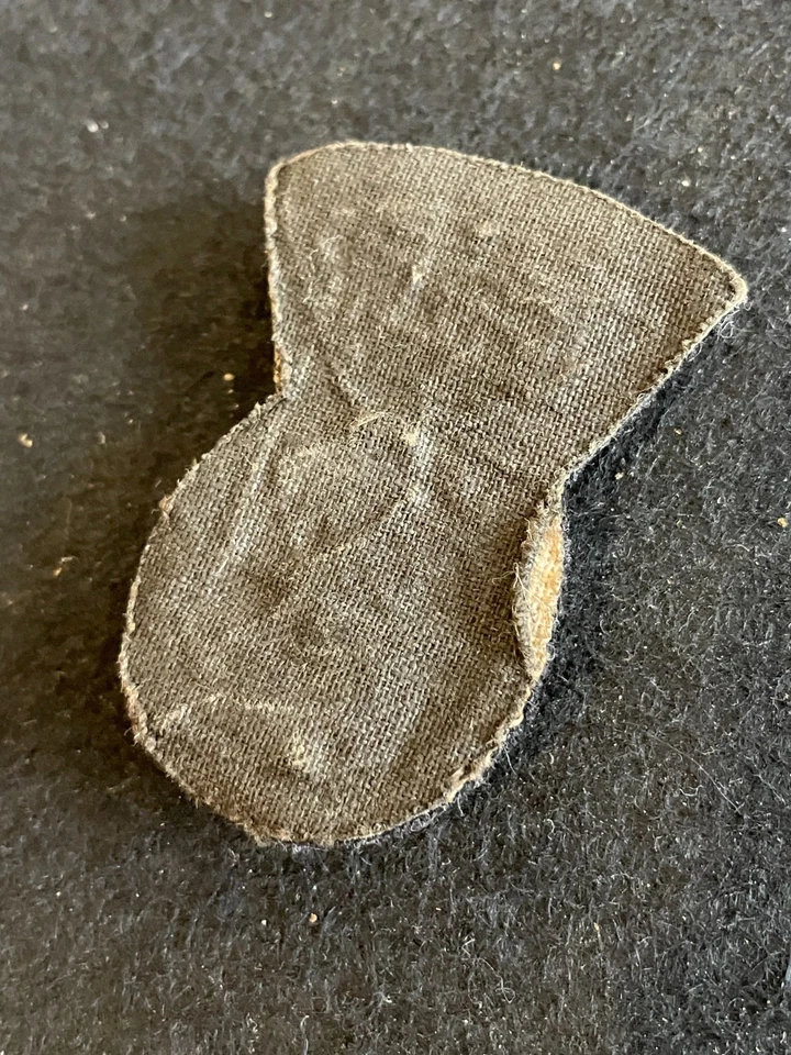 WW2? Merchant Navy Petty Officer gold toned Cloth Gilt Crown cap badge Fabric - Image 4 of 4