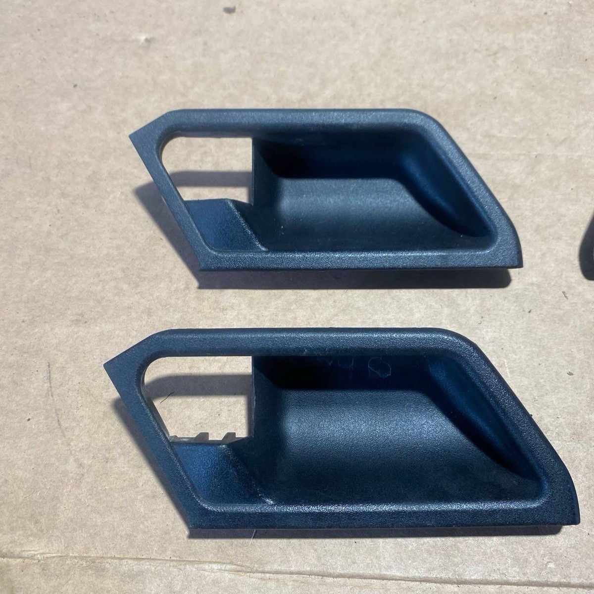 Mercedes-Benz W202 Interior Door Handle Trim Set 2027660564