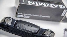 Garmin HRM-Dual Premium-Herzfrequenzmesser - Schwarz mit Zubehör ohne Gurt