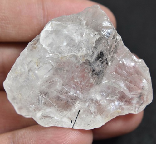 171.00 Ct Natural Inside Black Rutilated Rough Earth-Mined Specimen rough - Picture 3 of 3