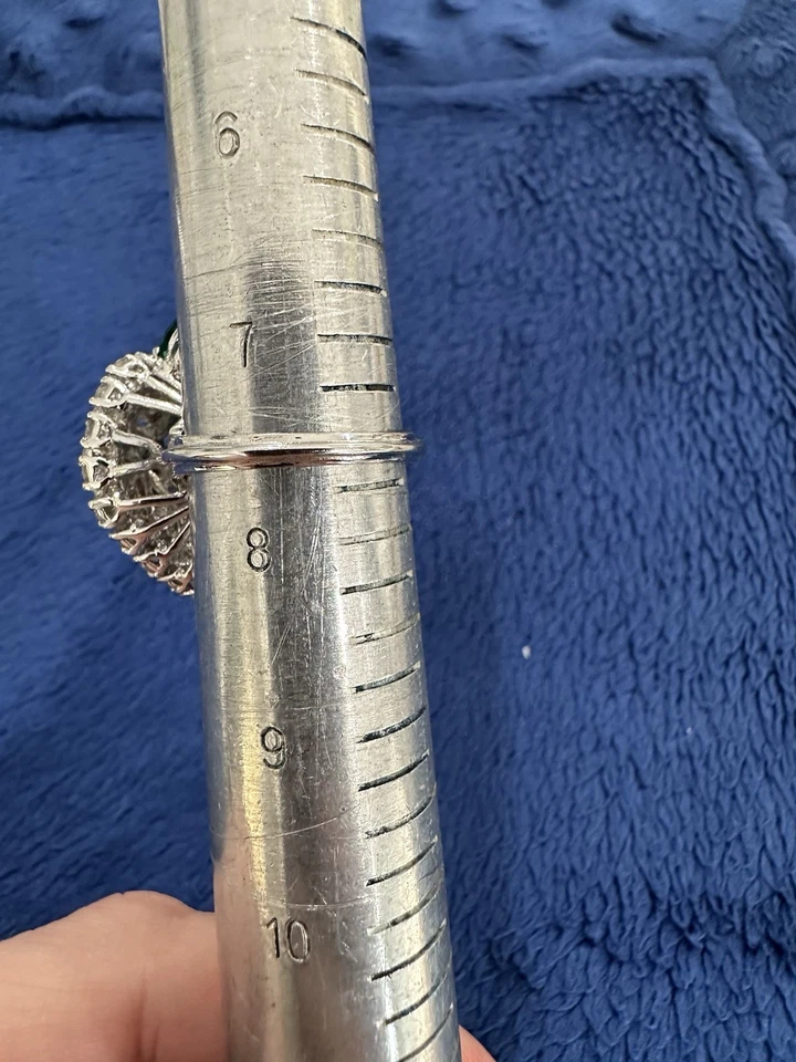 Anillo de cóctel de plata de ley 925 con circonitas cúbicas de piedra de vidrio transparente y verde, 7,5 Foto 3 de 4