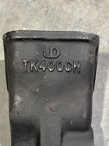 GENUINE John Deere TK Chisel Bucket Tooth TK400CH 400 Series For Excavator New - Picture 2 of 4