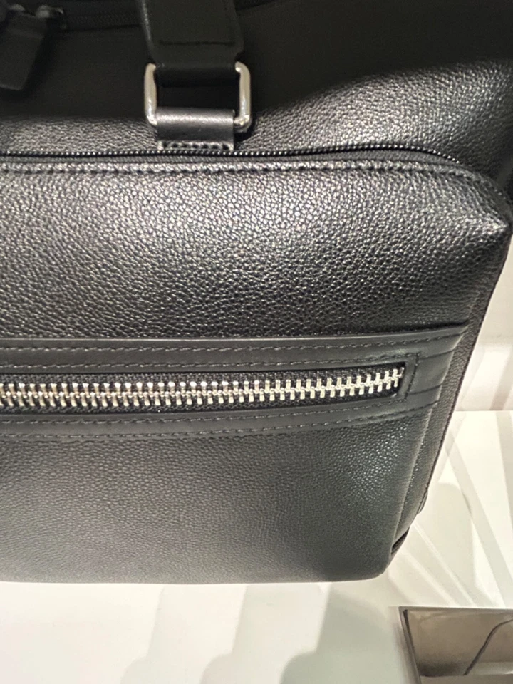 NEW Tumi OAKFIELD 100% Grain Leather Large Laptop Briefcase  - BLACK - Image 3 of 4