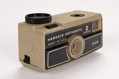 Vintage Kodak Hawkeye Instamatic II Camera with Strap 1970s - Picture 4 of 7