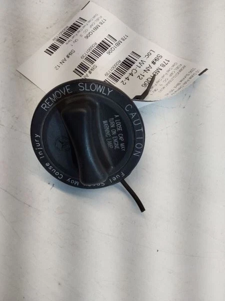 Tapa de gasolina Mercedes-Benz 2206 S430 tapa de combustible tanque de combustible OEM 14047003051739 Foto 4 de 4