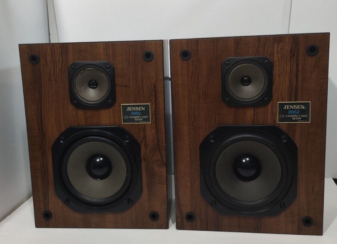 Vintage Jensen Bookshelf USA-Made Speakers. Model 2652 Vintage Jensen Bookshelf USA-Made Speakers. Model 2652