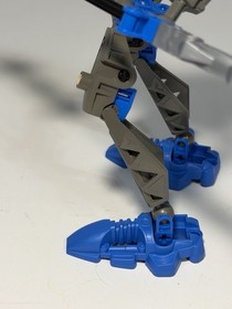 2003 vintage LEGO 8590 Bionicle GUURAHK set COMPLETE retired RAHKSHI figure toy