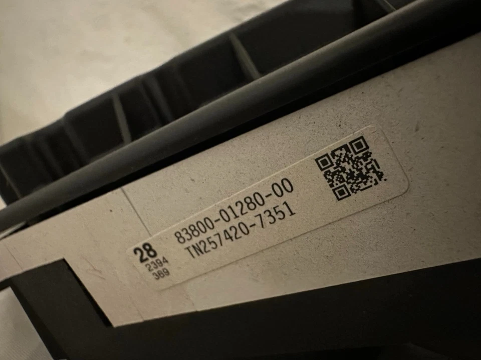 Cuadro de instrumentos velocímetro panel de instrumentos 2005-07 Pontiac Vibe 124.659 millas Foto 3 de 4