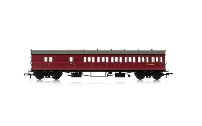 Hornby BR, Spannzange 57' Bow Ended D98 Six Compartment Brake Third (Right Hand)...