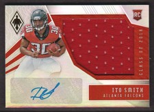 2018 Panini Phoenix Football Card Rookie Jumbo JERSEY AUTO #RJ-IS Ito Smith /149. rookie card picture