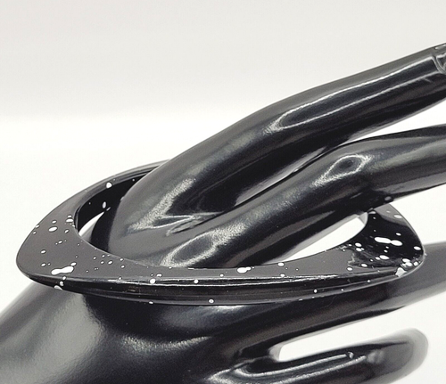 Splatter Black & White Triangular Acrylic Bangle Vintage Bracelet Retro Jewelry - Picture 3 of 11