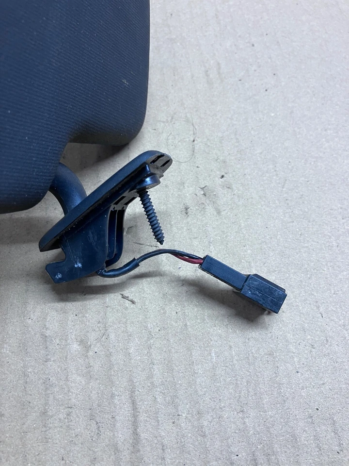 2010-2014 VOLKSWAGEN GOLF MK6 GTI -Passeger правый OEM солнцезащитный козырек деталь 1K0857552S - Изображение 4 из 4