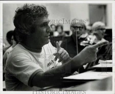 1977 Press Photo Musician Burt Bacharach - hpa45230