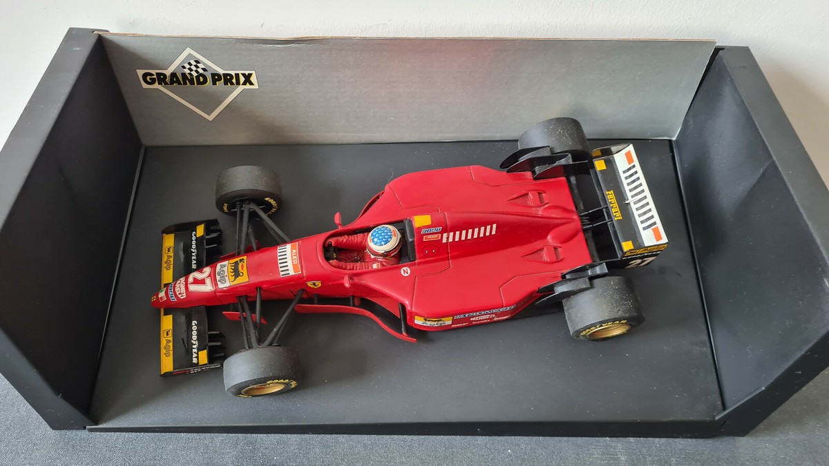 ミニチャンプス　ジャンアレジ　フェラーリ　J.ALESI 1/18 Jean Alesi 1995 Minichamps 1/18th Ferrari F1 180-950027 F1