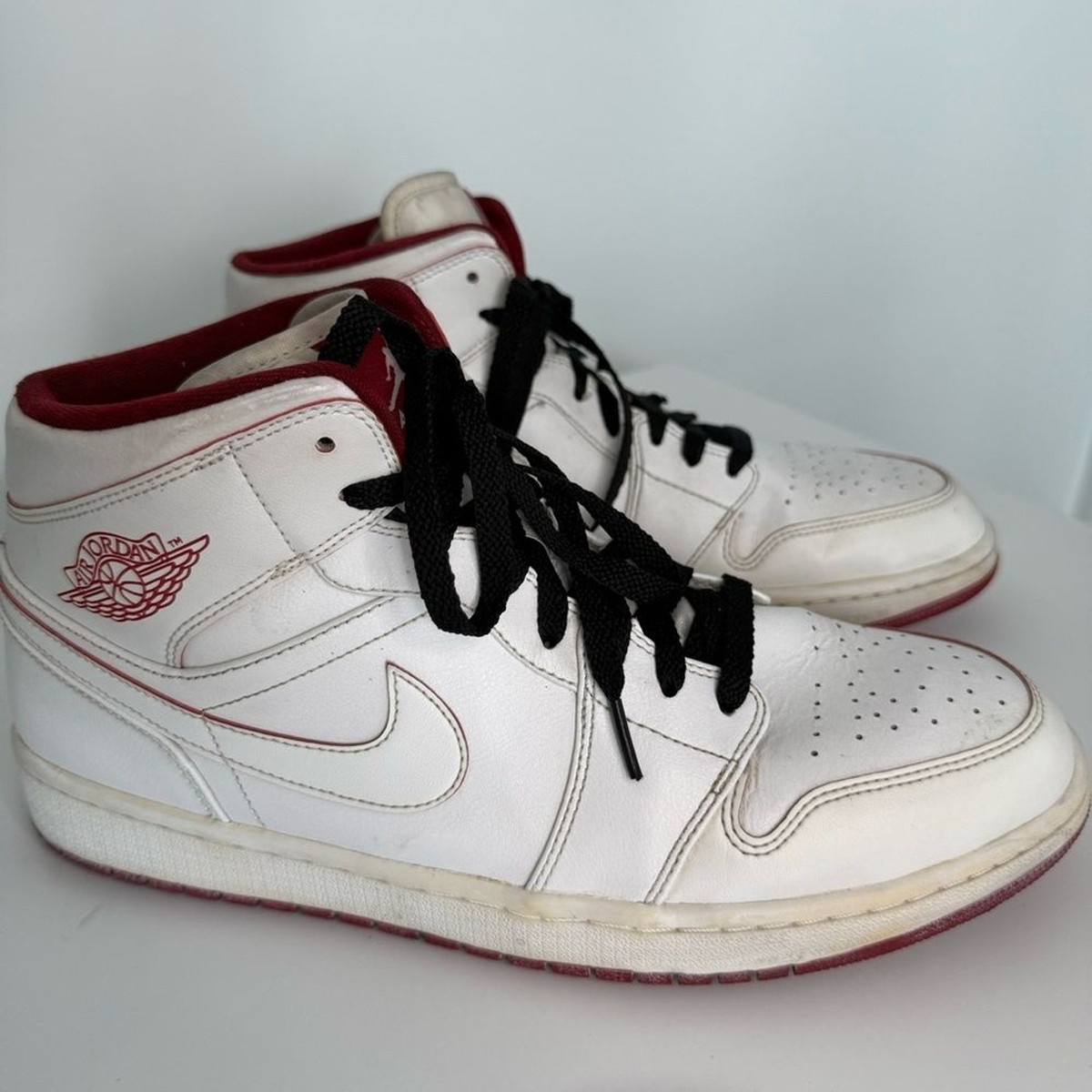 Nike Air Jordan‎ 1 Mid Retro White / Red (554724-103) Mens Size 12 High OG Jordan 1 Retro Mid White Gym Red Black Men main image 2