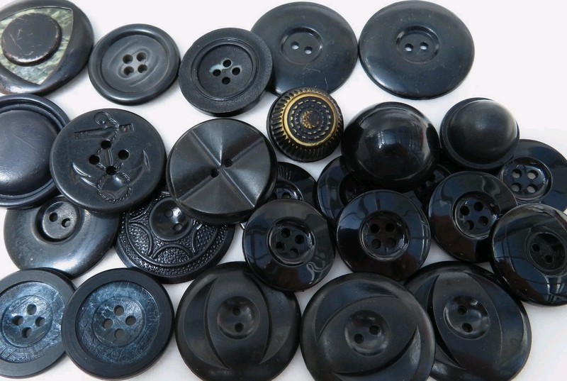 Vintage Buttons 26 Black 7/8" to 1 1/4" Bits of Color on Some 4 Sets 11 Singles