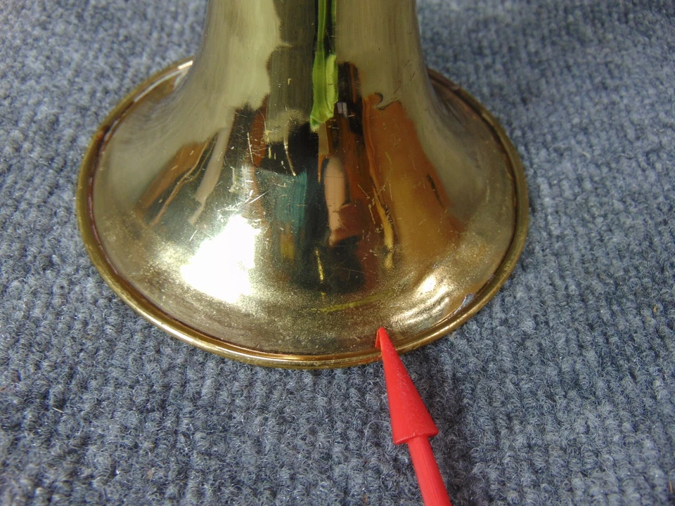 Holton Beginner Student Trumpet Ready to Play Case, Mouthpiece & Care Kit - Image 4 of 4