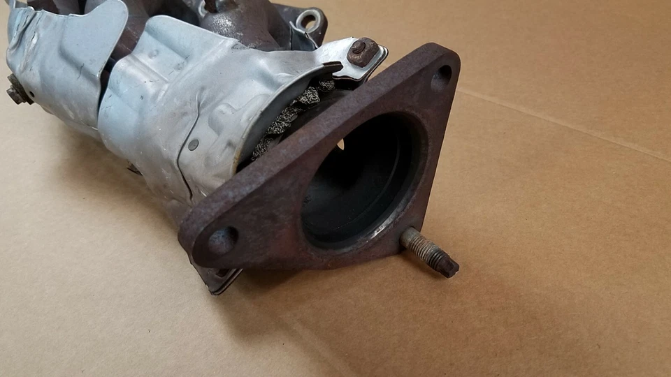 ⭐⭐ 原始设备制造商 INFINITI Q50 Q60 Q70 尼桑 370Z 前左侧出口机头 — 第 2/4 张图片