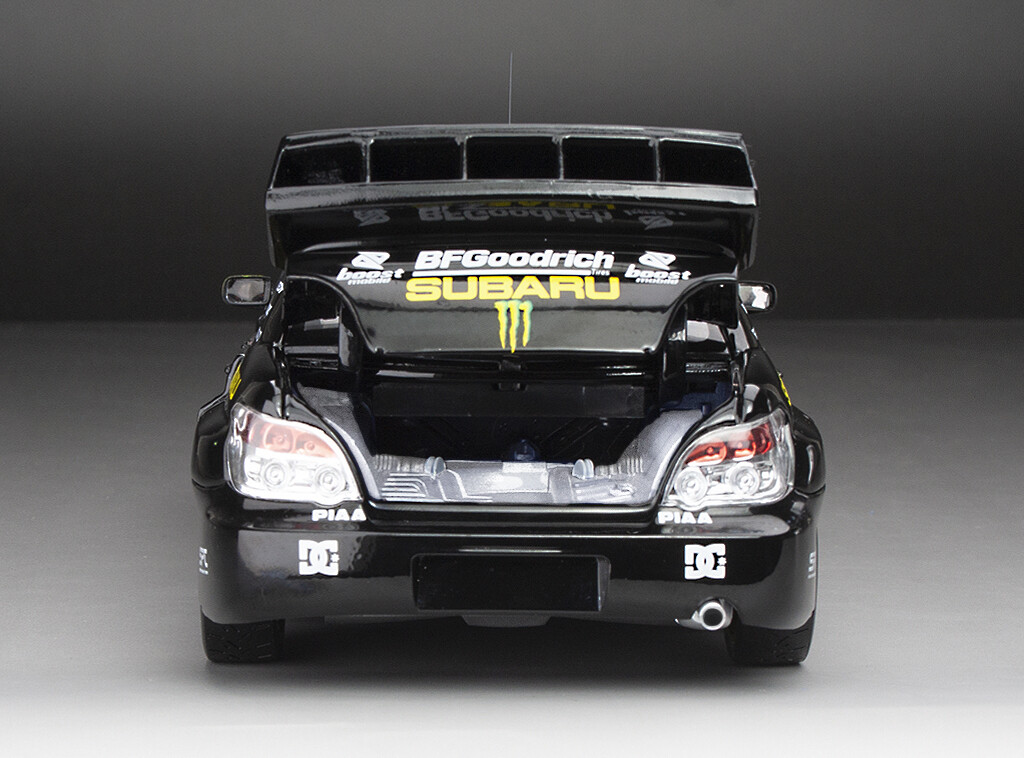 Sun Star 5582 1/18 Subaru Impreza WRC06 Ken Block Gymkhana