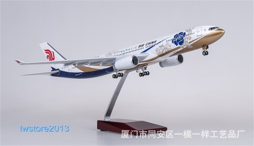 1:135 Air China A330 Airlines Passenger Airplane Aircraft Model with LED Lights - Picture 9 of 16