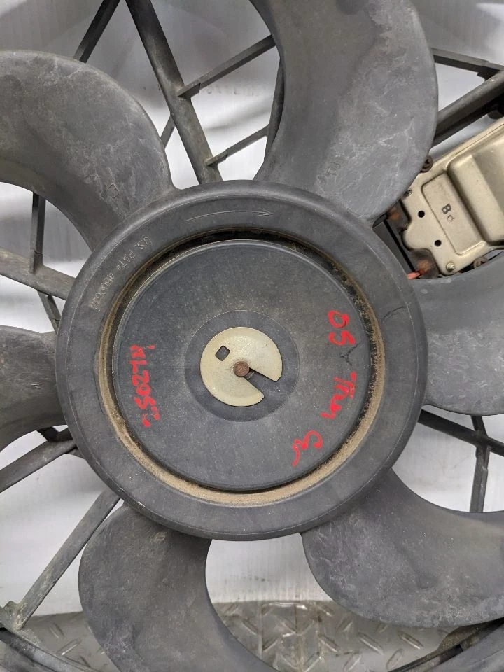 Radiator Fan Motor Fan Assembly Fits 03-05 CROWN VICTORIA 1179488 - Image 2 of 4