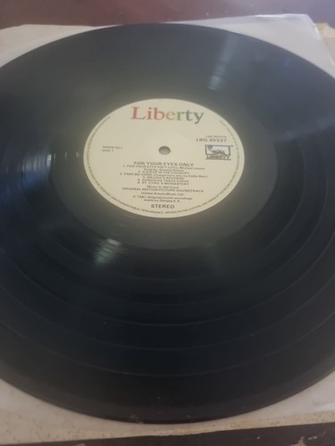 VINTAGE JAMES BOND 007 “FOR YOUR EYES ONLY” SOUNDTRACK LP VINYL Album 33RPM - Foto 9 di 11