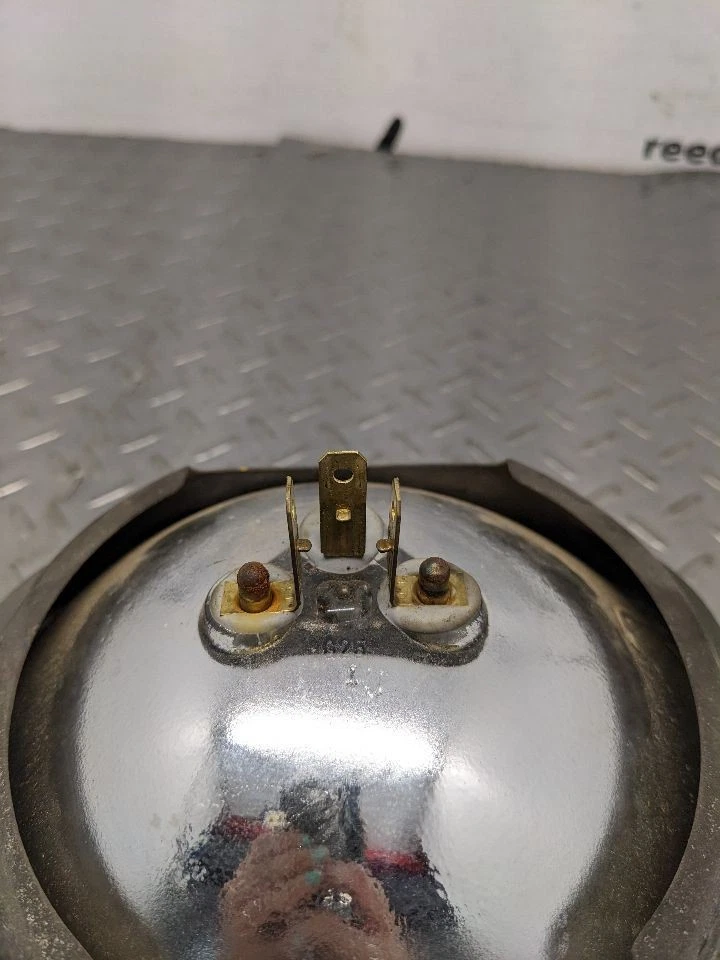 Вольфрамовая лампа для правой пассажирской фары подходит для 82-84 87-93 MAZDA B-2200 1173974 - Изображение 3 из 4