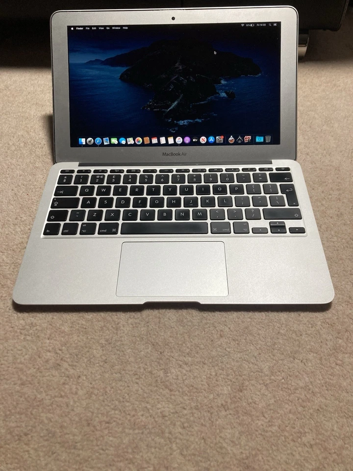 Apple MacBook Air 11" 2012 · i7 · 8GB · 256GB, photo 3 of 5