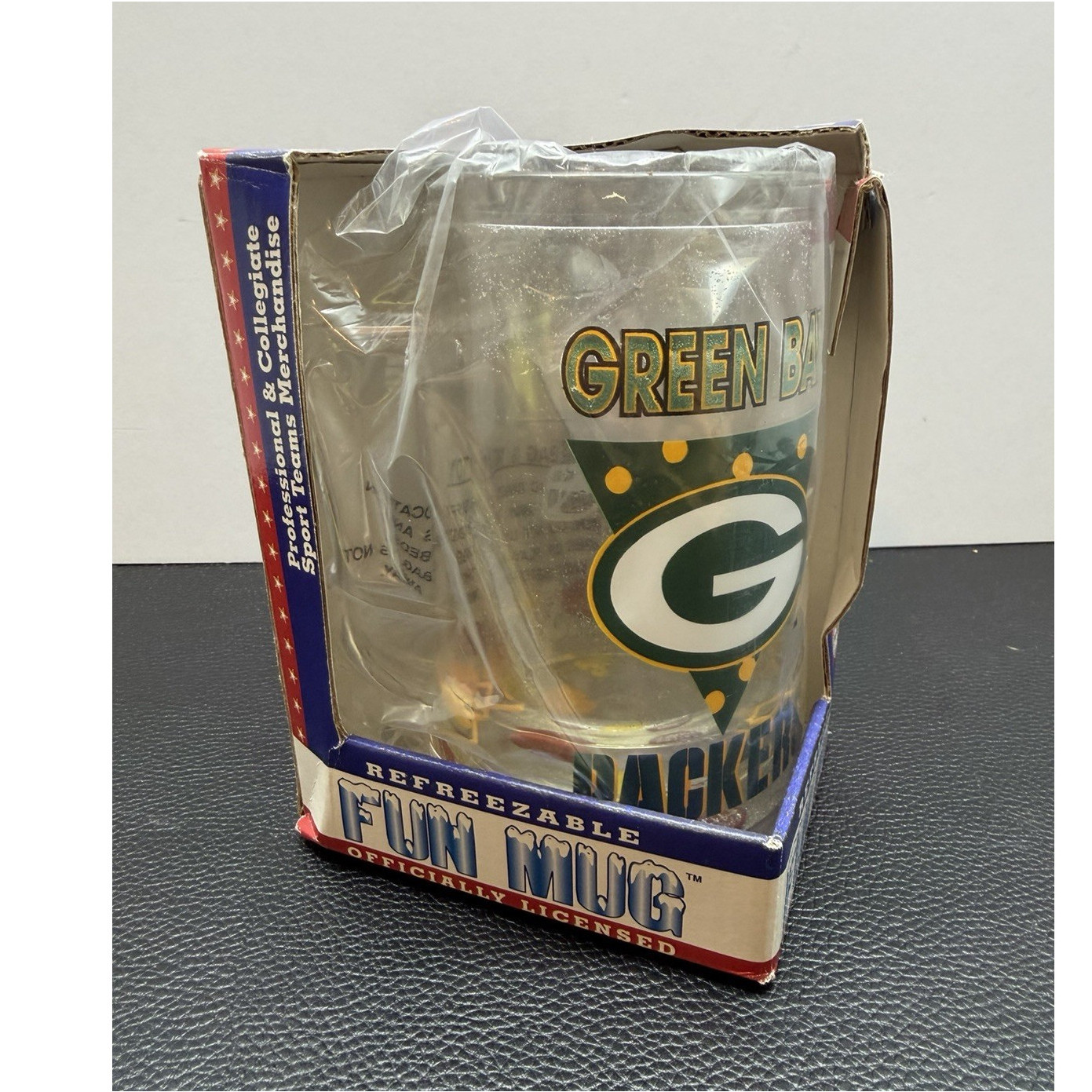 VINTAGE NEW Green Bay Packers Freezable FUN MUG Clear Green Yellow NFL Licensed