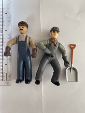 G scale Bachmann driver, fireman and shovel Garden Railway People