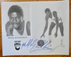 MICHAEL RAY RICHARDSON  signed auto 8x10 NY Knicks Team Issue 1970's Photo