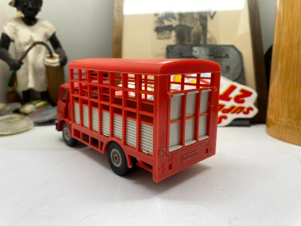 ANCIENNE NOREV PLASTIQUE  SAVIEM BETAILLERE SM5C  N°100  ECH 1/43 - Photo 4/4