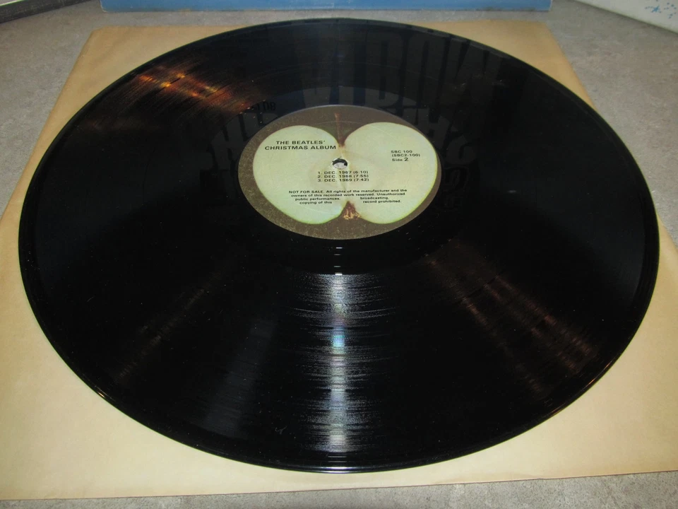 THE BEATLES 1970 Beatles CHRISTMAS ALBUM Fan Club Christmas... VINYL EX / EX! - Image 4 of 4