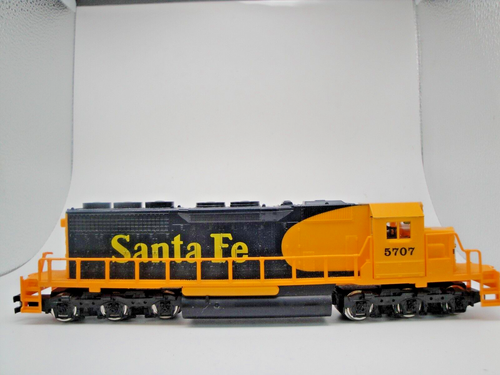 Ho mehano 5707 locomotive diesel Santa Fe