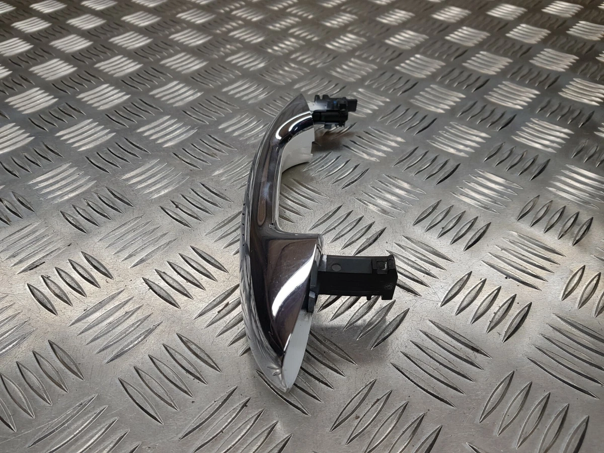 B266 Mercedes-Benz Rear Left Exterior Door Handle BTA 58463 BTA 